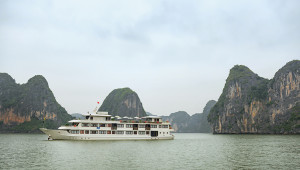 halong lavela cruise